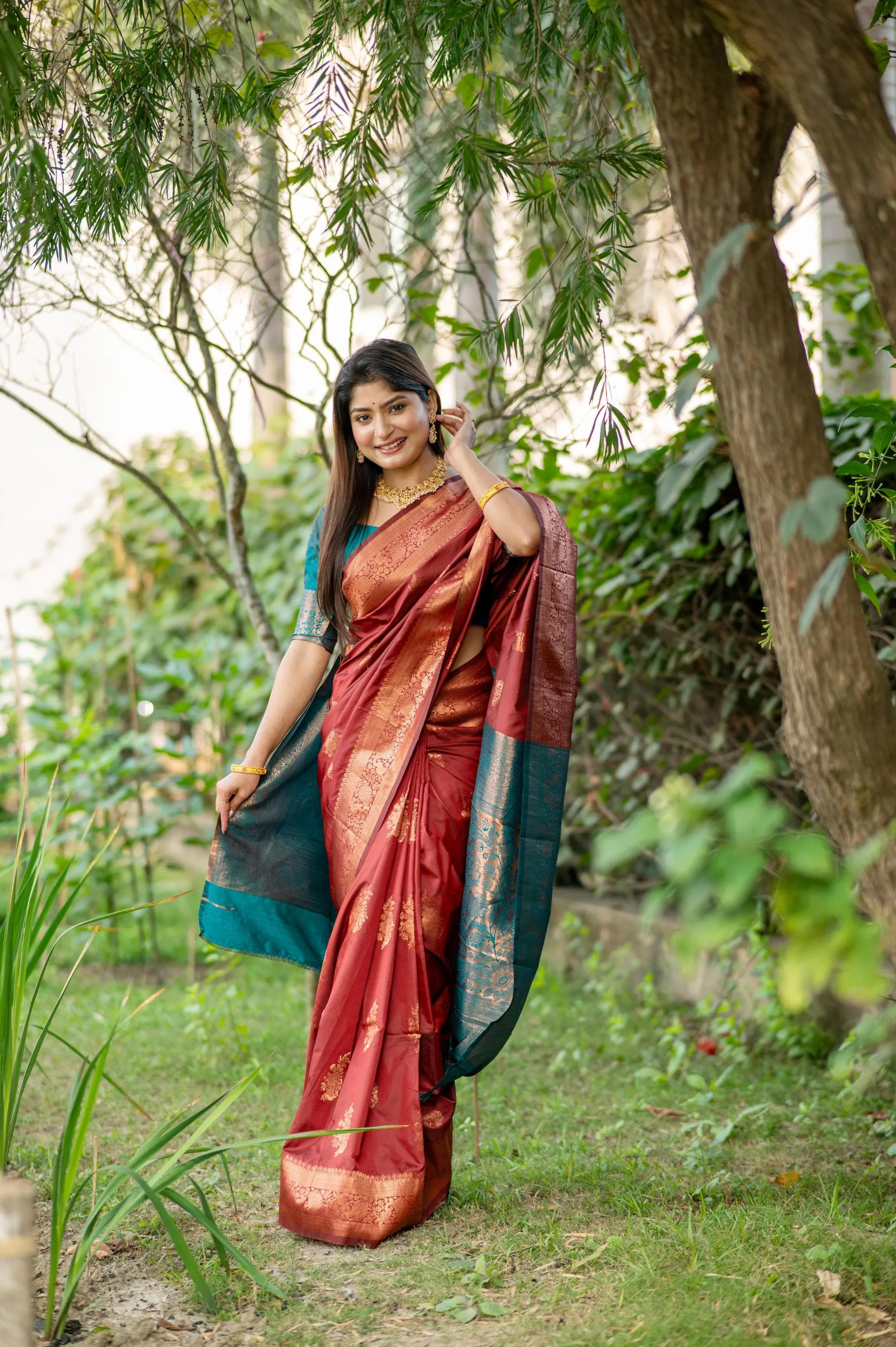Premium Banarasi Saree - Image 8 in Surat
